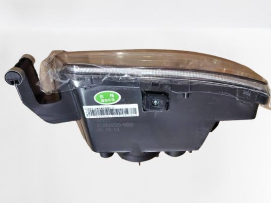 812W25320-6002/2  Right Front Fog Lamp Assembly